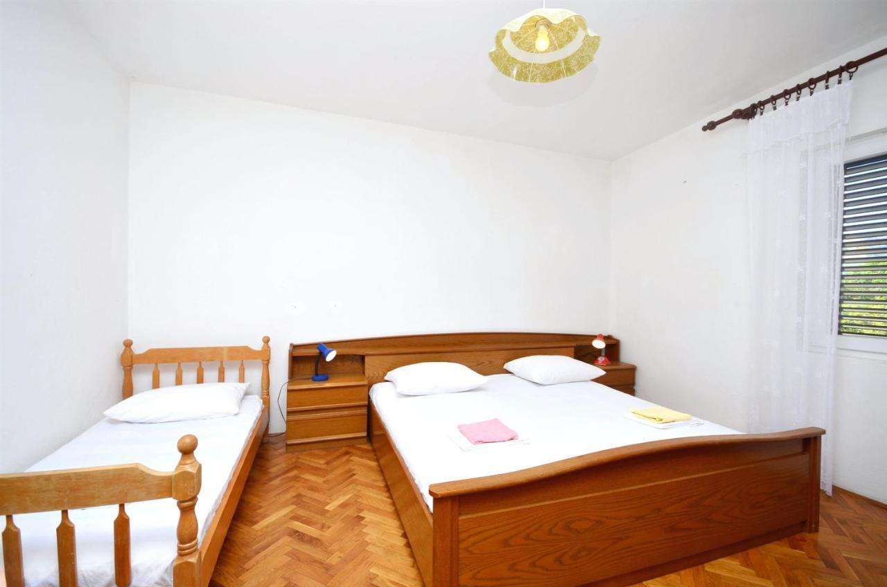 Andelka Apartament Pag Town